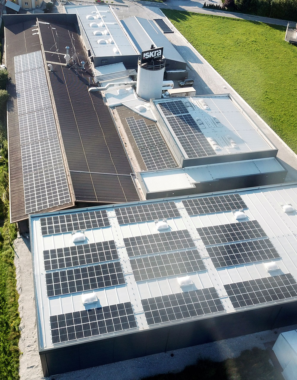 pohištvo iskra sončna elektrarna, pohištvo iskra we are going green